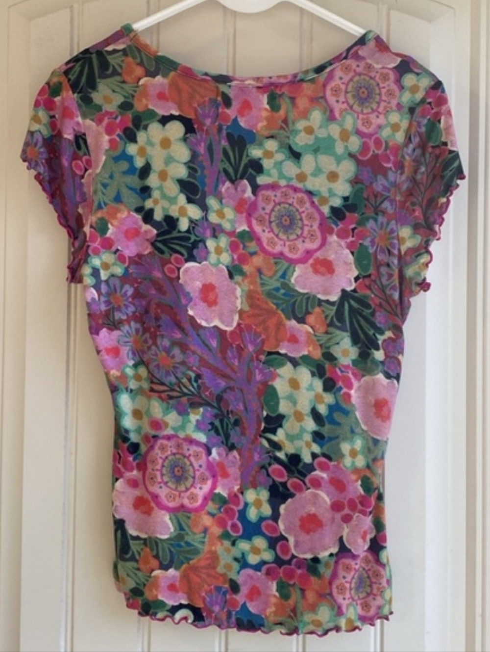 Natural Life Devon Butter Soft Painted Garden boho floral lettuce trim tee, S/ M - Picture 6 of 10